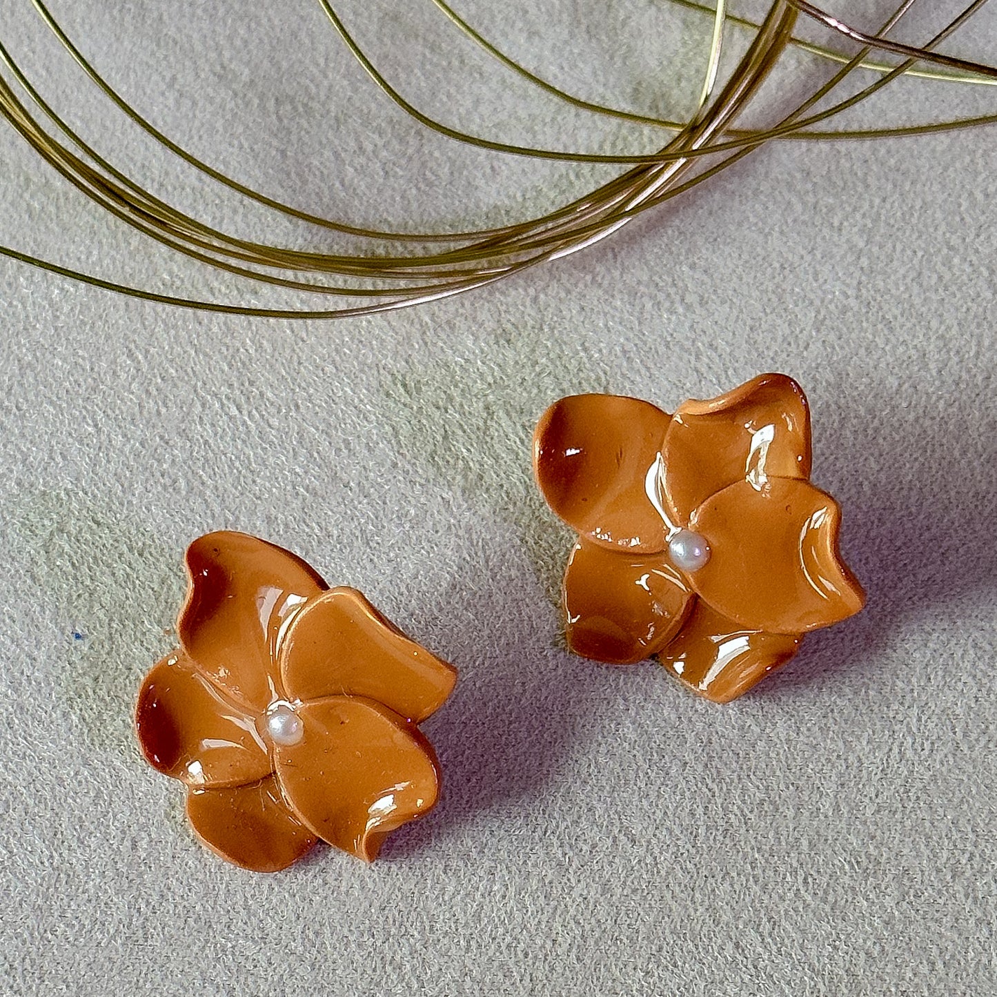 Carina | Clay Studs